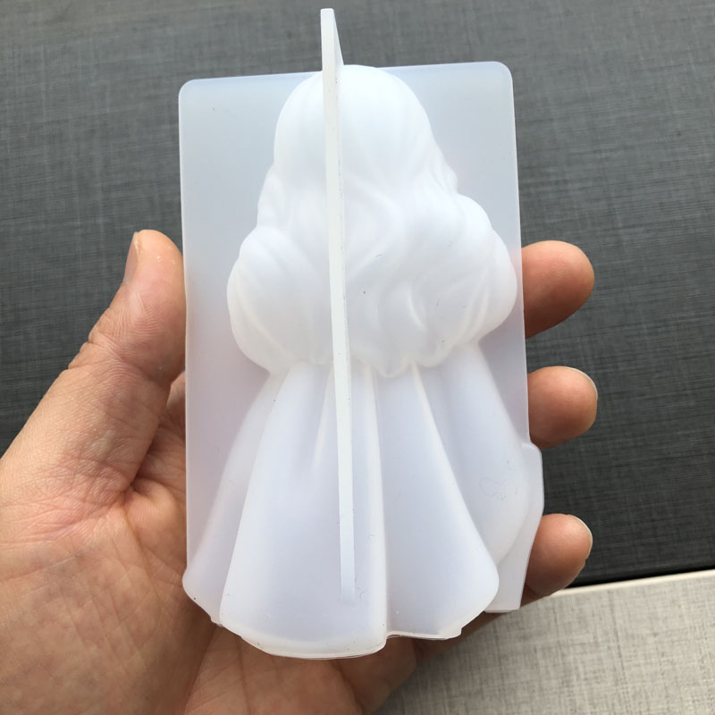 3D Cute Princess Silicone Cand - مراجعة Soap Making In Home وسعره