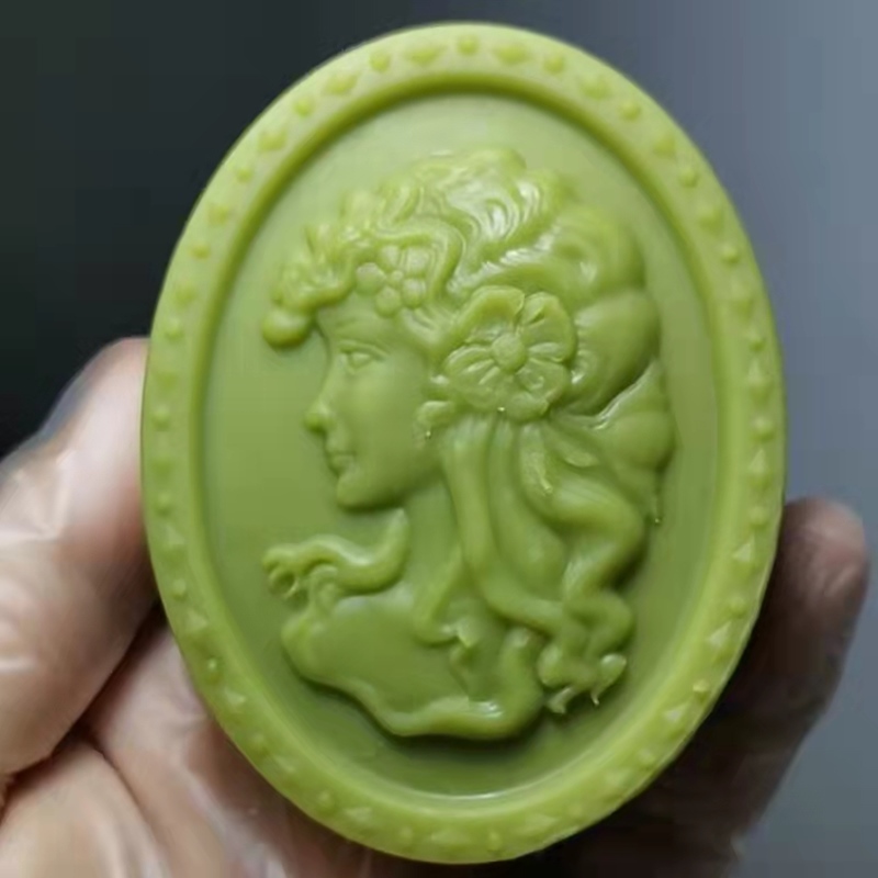 Queen Soap Mold for Soap Makin - مراجعة Soap Making Queen وسعره