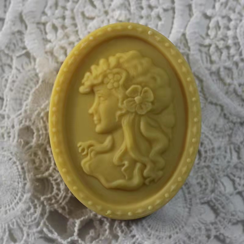 Queen Soap Mold for Soap Makin - مراجعة Soap Making Queen وسعره