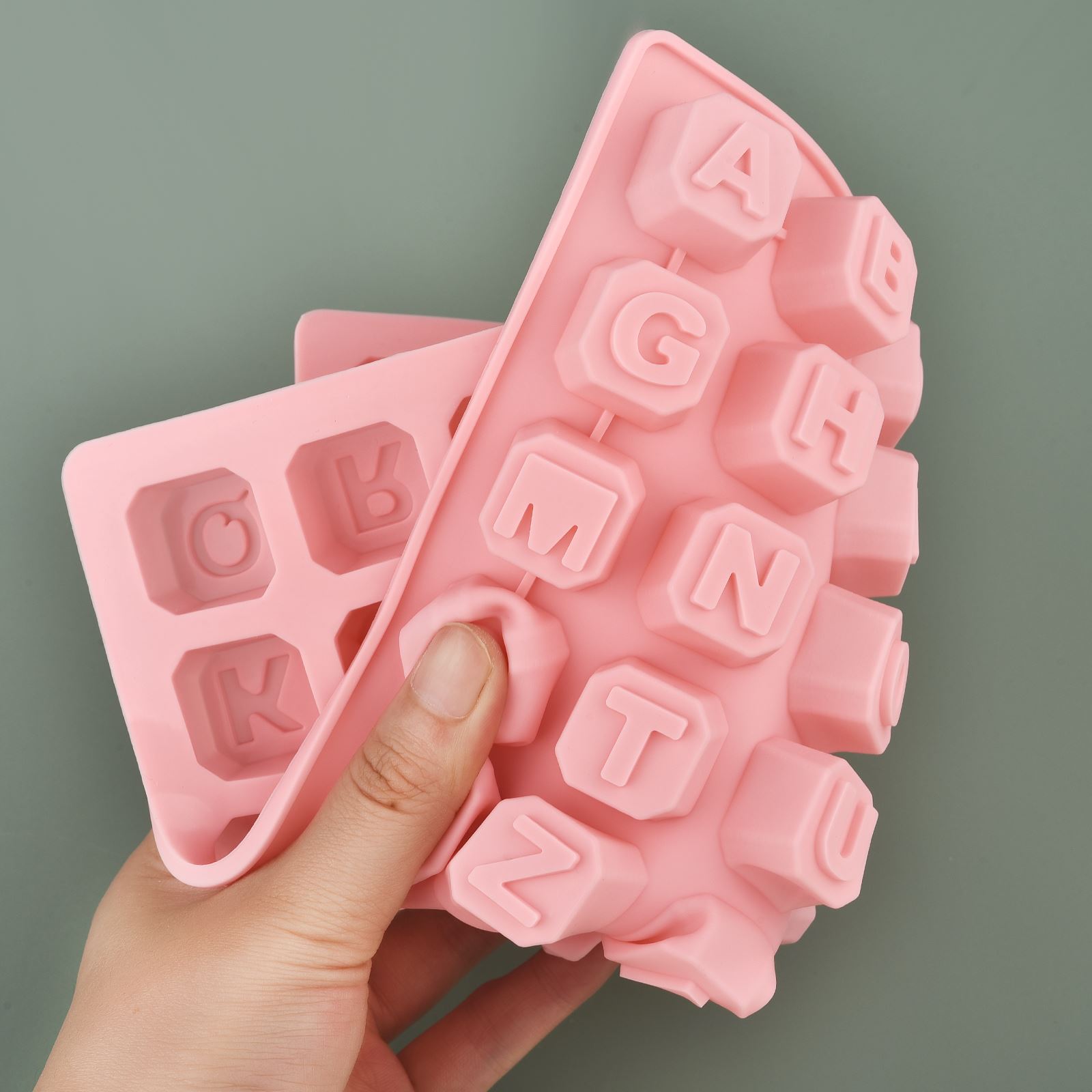 48 Letter Enghish Alphabet let - مراجعة Soap Making Silicone Molds وسعره