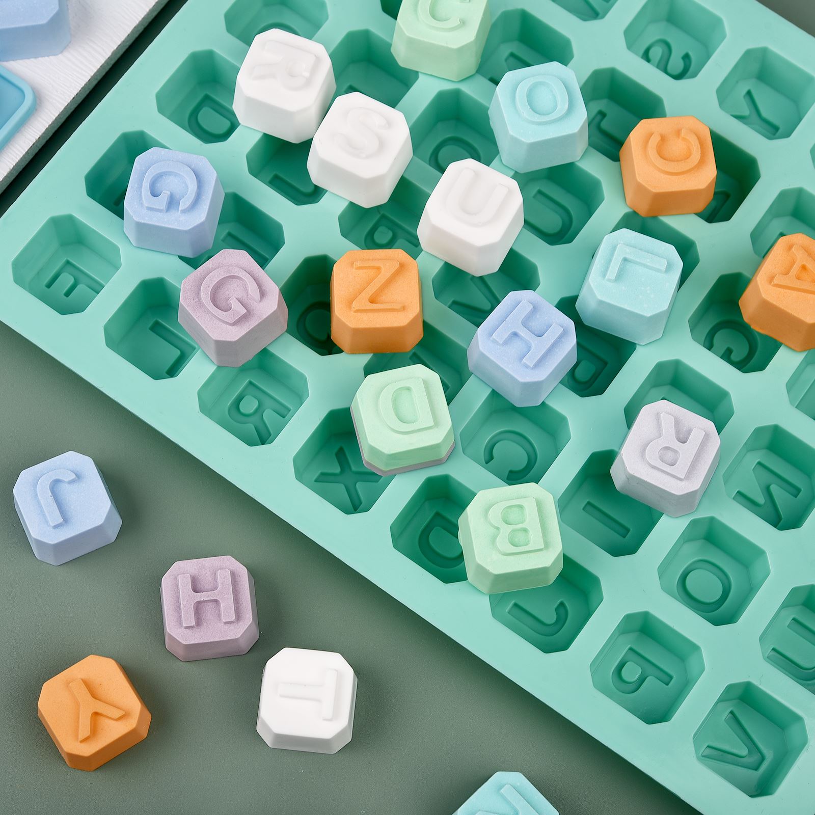 48 Letter Enghish Alphabet let - مراجعة Soap Making Silicone Molds وسعره