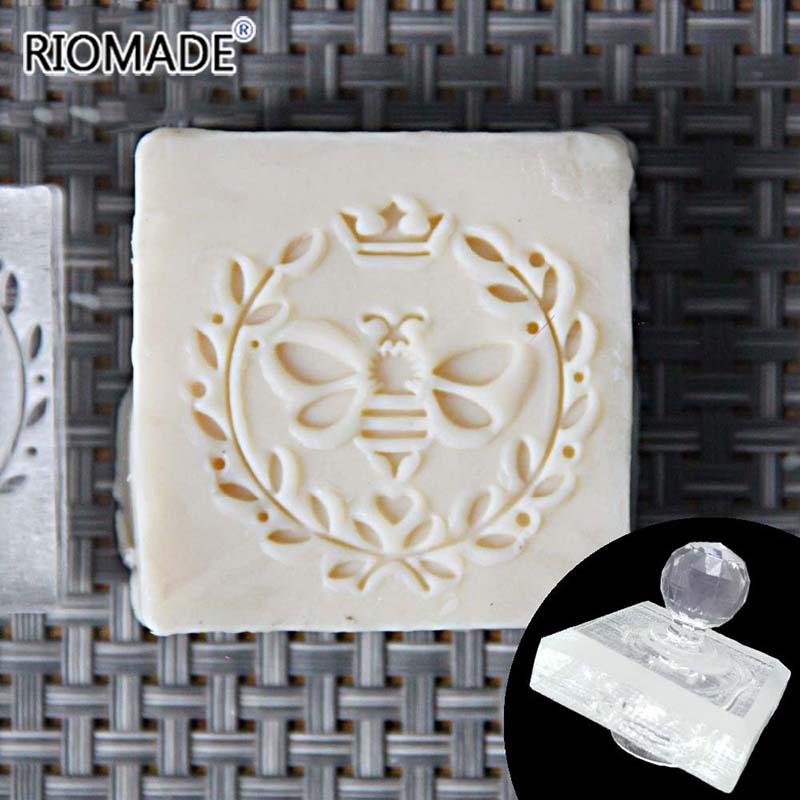 Queen Honey Handmade Soap Stam - مراجعة Soap Making Queen وسعره