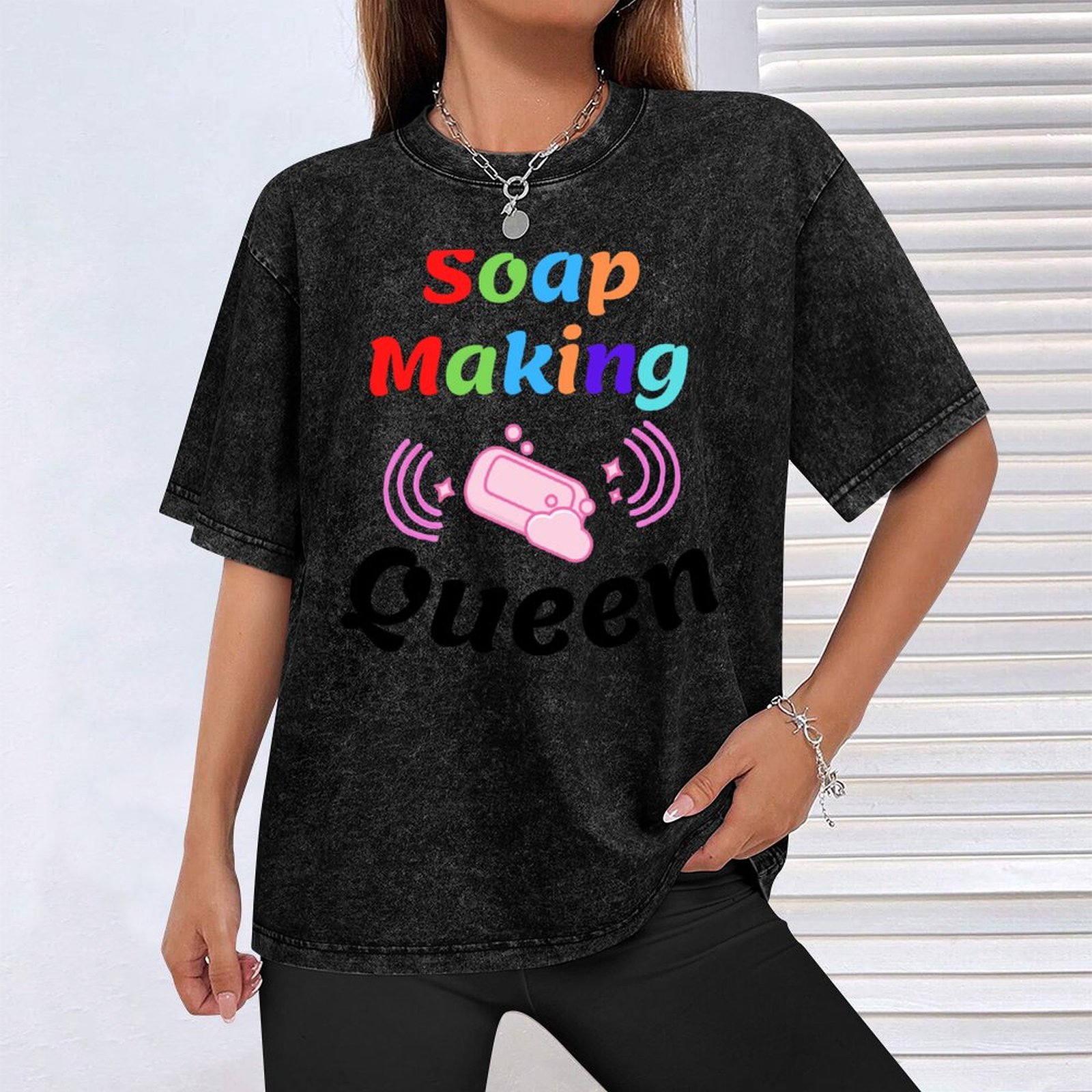 Soap Making Queen funny T-Shir - مراجعة Soap Making Queen وسعره